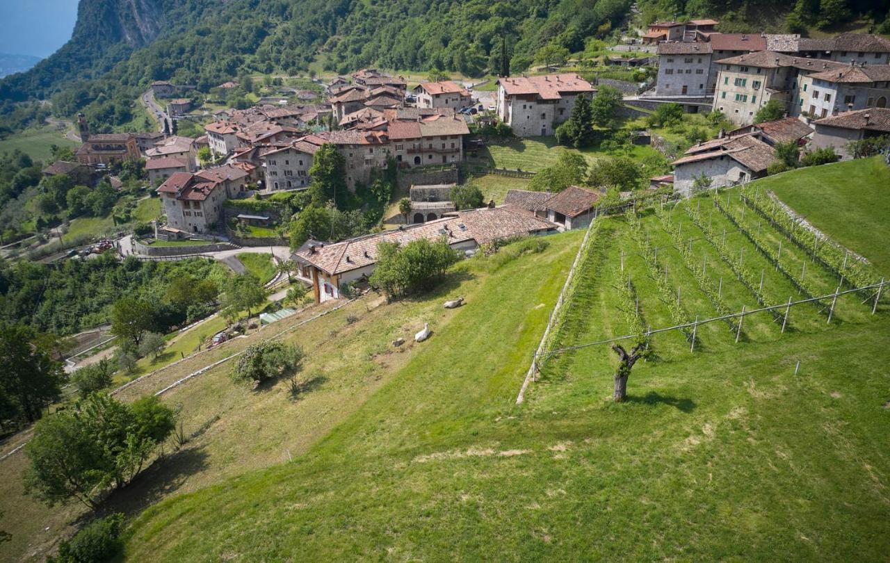 Le Terre Di Gu Villa Tenno Eksteriør bilde